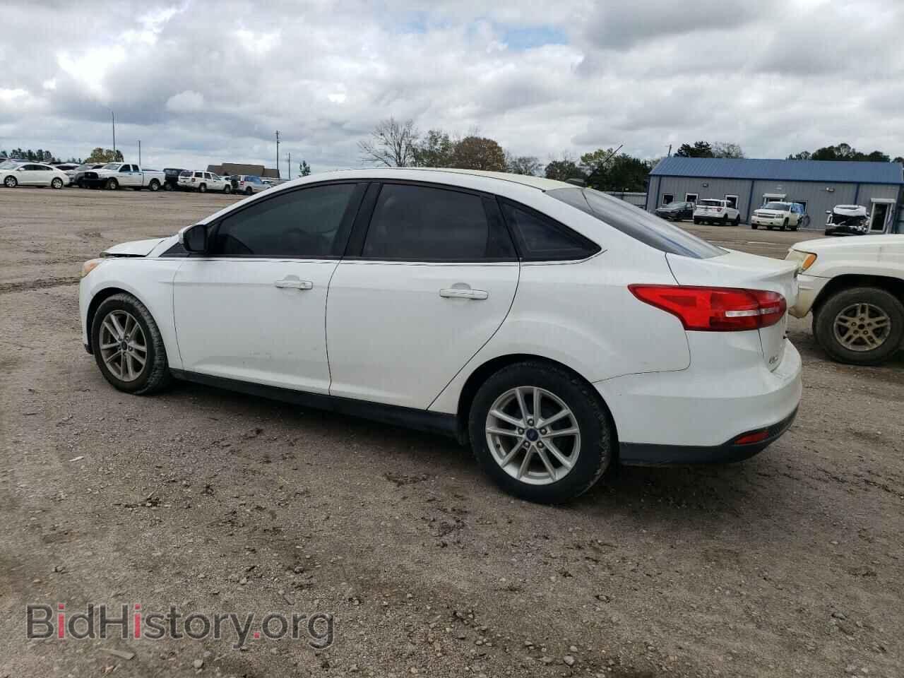 2017 FORD FOCUS - VIN: 1FADP3F27HL302196 - Photo 2