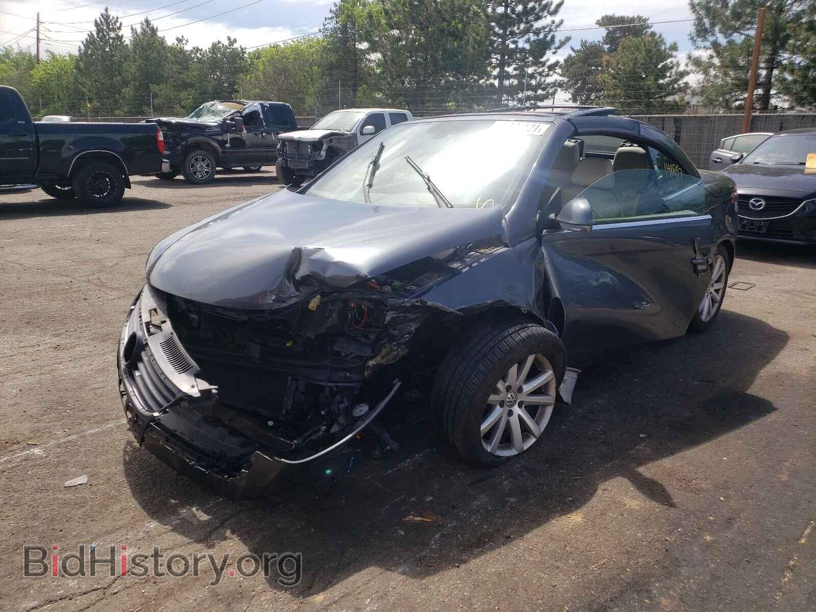 2007 VOLKSWAGEN EOS - VIN: WVWFA71F57V027663 - Фото 2