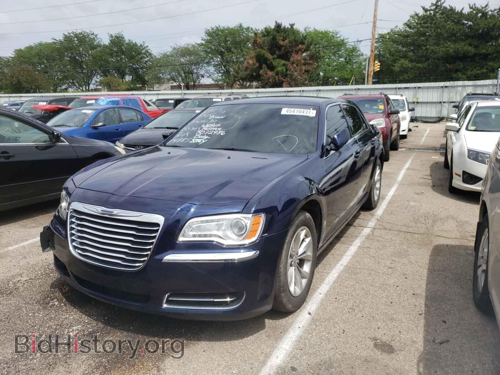 2014 CHRYSLER 300 - VIN: 2C3CCAAG8EH346889 - Фото 2