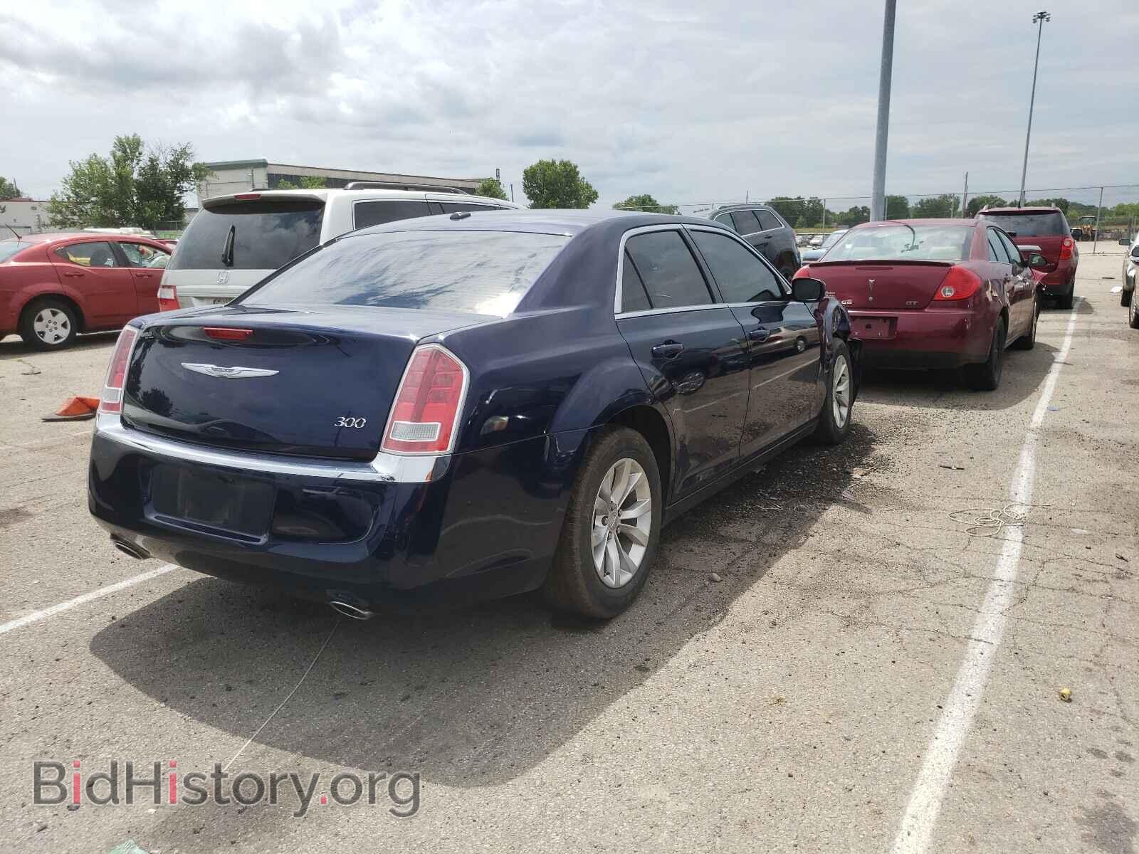 2014 CHRYSLER 300 - VIN: 2C3CCAAG8EH346889 - Фото 4