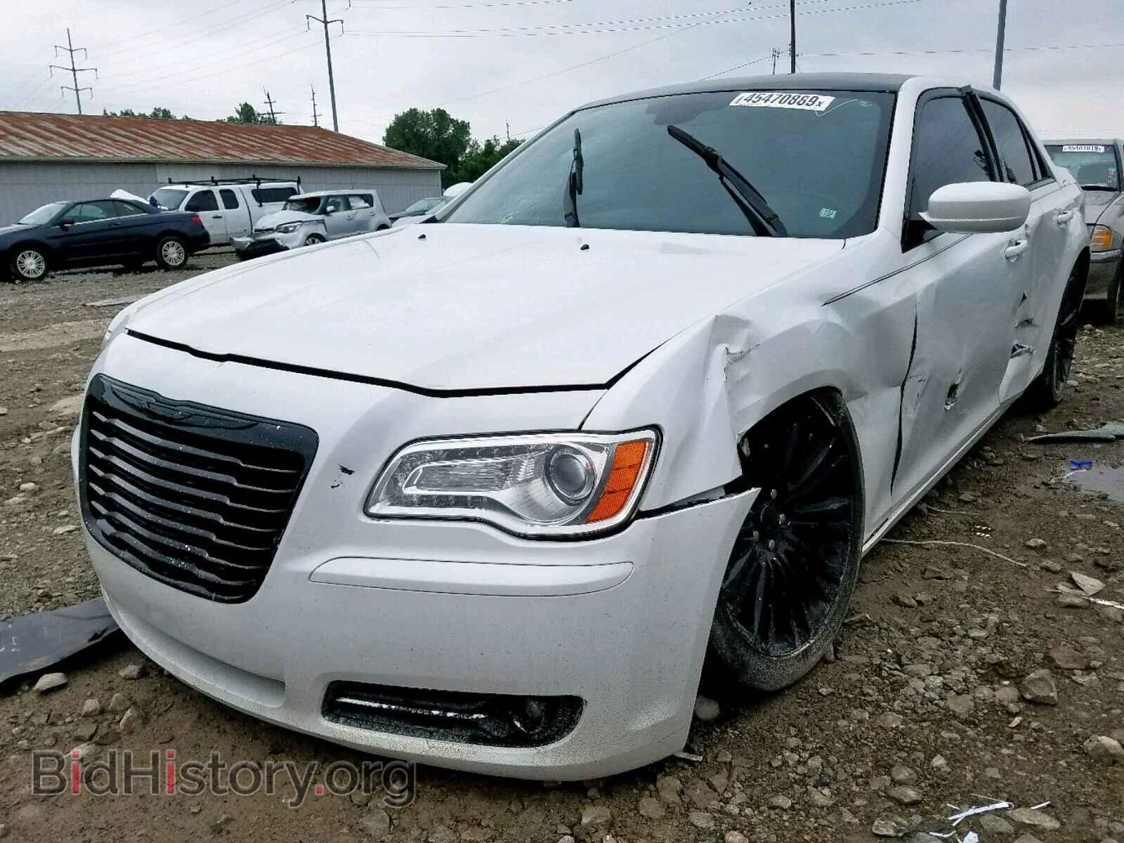 2011 CHRYSLER 300 - VIN: 2C3CA6CT0BH598399 - Фото 2