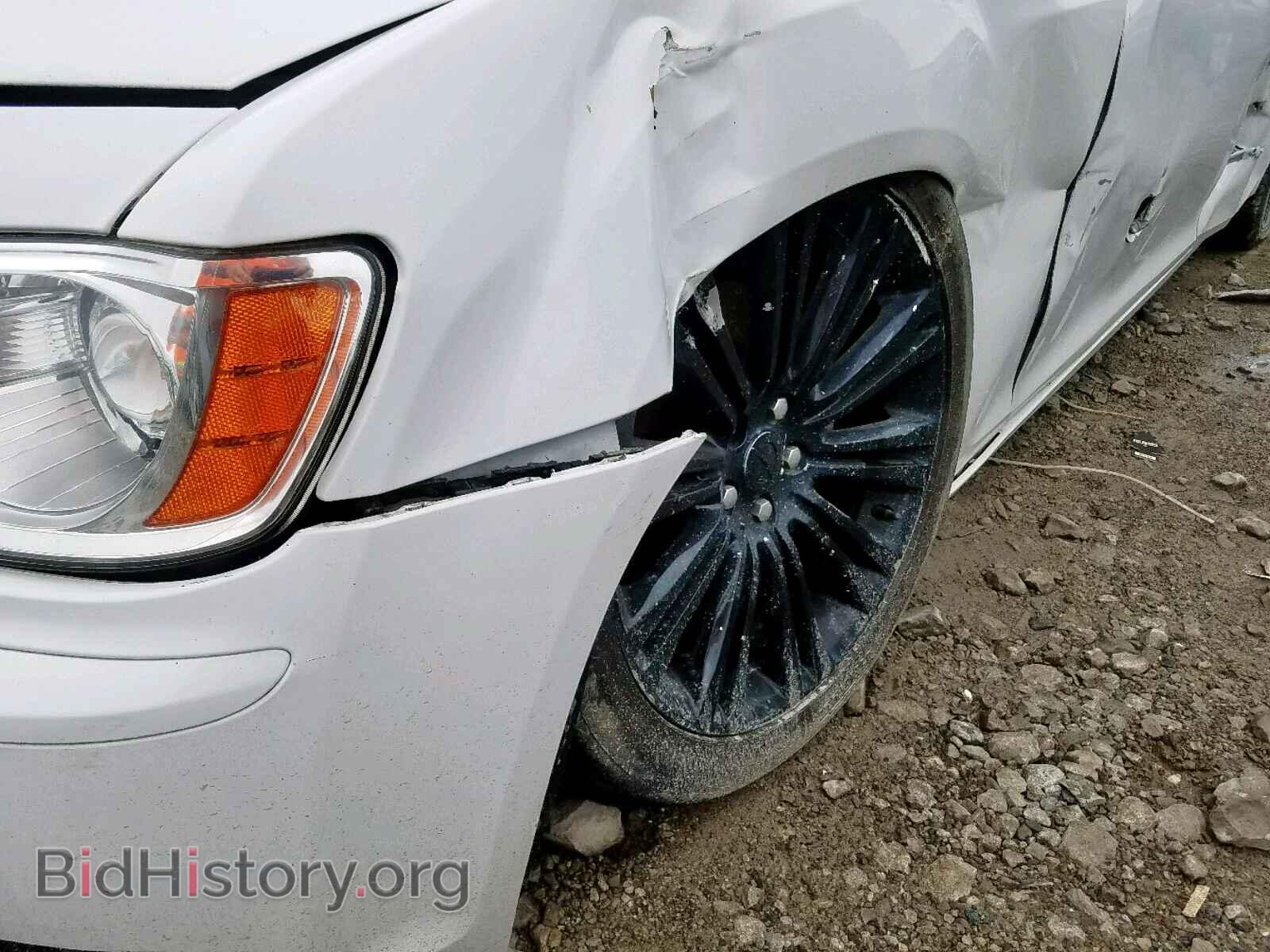 2011 CHRYSLER 300 - VIN: 2C3CA6CT0BH598399 - Фото 9