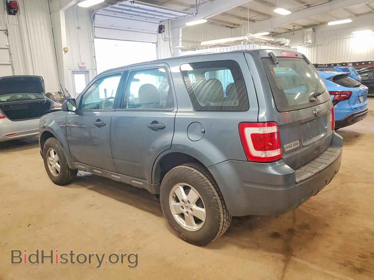 2011 FORD ESCAPE - VIN: 1FMCU0C7XBKC53906 - Фото 2