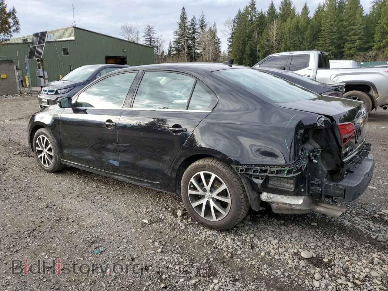 2017 VOLKSWAGEN JETTA - VIN: 3VWDB7AJ8HM414127 - Фото 2
