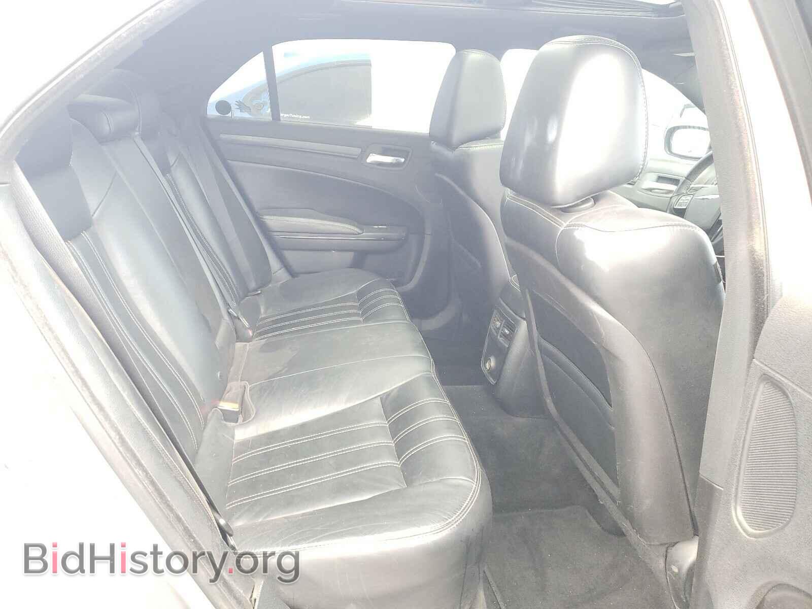 2013 CHRYSLER 300 - VIN: 2C3CCABT2DH595375 - Фото 6