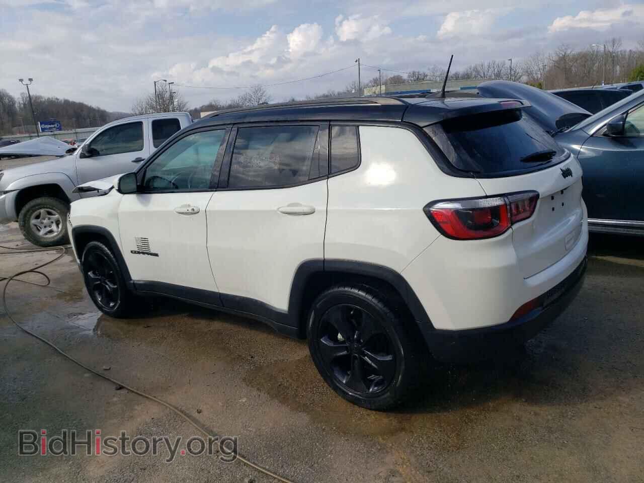 2018 JEEP COMPASS - VIN: 3C4NJCBBXJT327447 - Фото 2