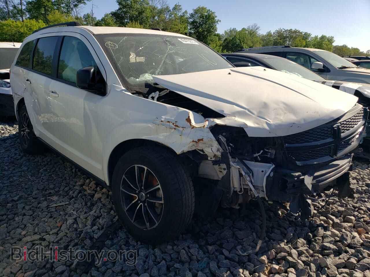 2018 DODGE JOURNEY - VIN: 3C4PDCAB0JT352925 - Фото 4