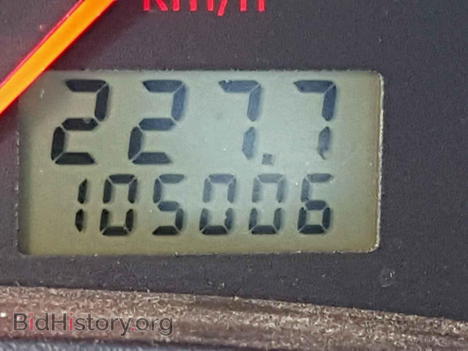 2005 FORD FOCUS - VIN: 1FAHP38Z25W173922 - Photo 8