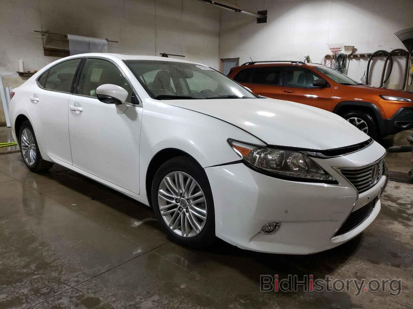 Фотография JTHBK1GG2F2206024 - LEXUS ES350 2015