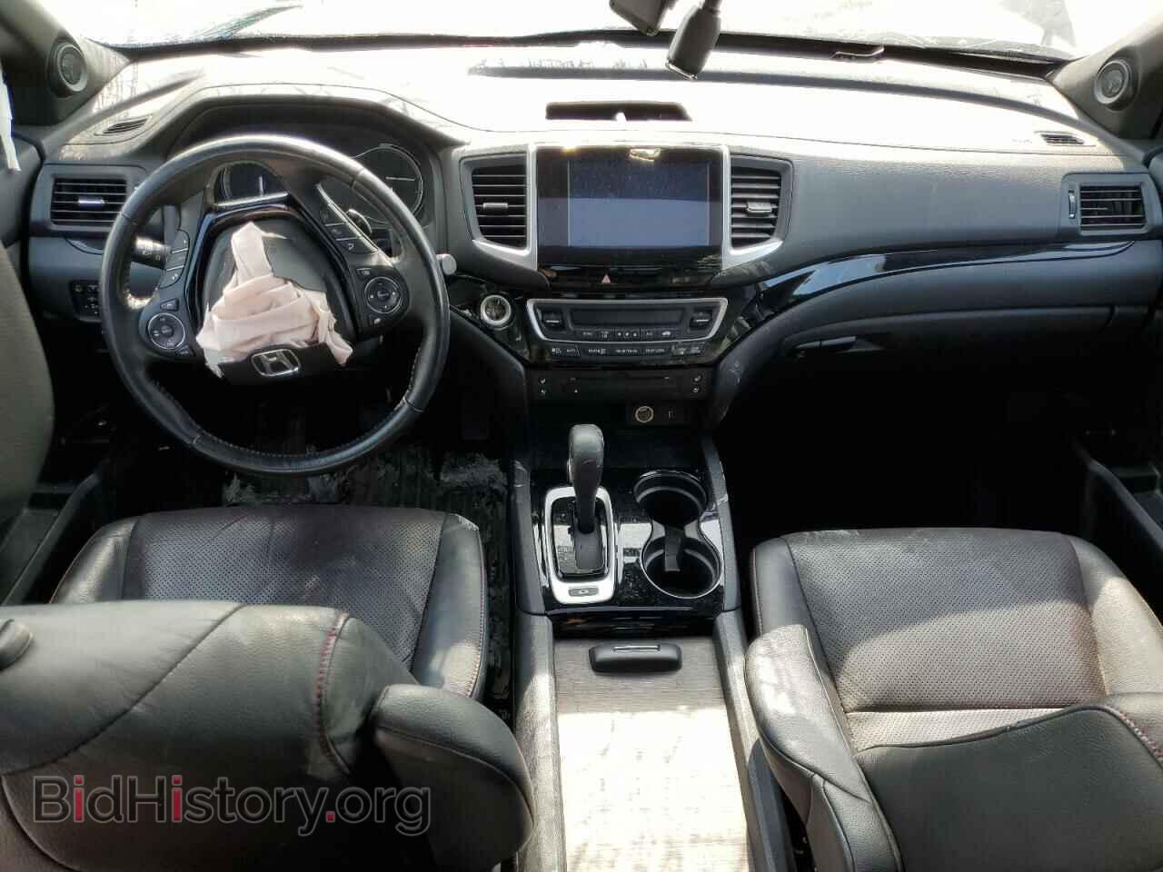 2017 HONDA RIDGELINE - VIN: 5FPYK3F82HB504663 - Photo 8