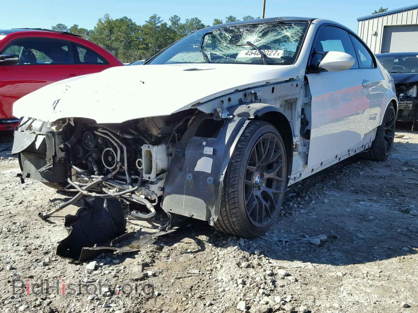 2013 BMW M3 - VIN: WBSKG9C54DJ594617 - Фото 2