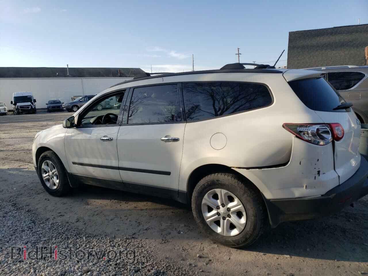 2012 CHEVROLET TRAVERSE - VIN: 1GNKVFED0CJ192518 - Фото 2