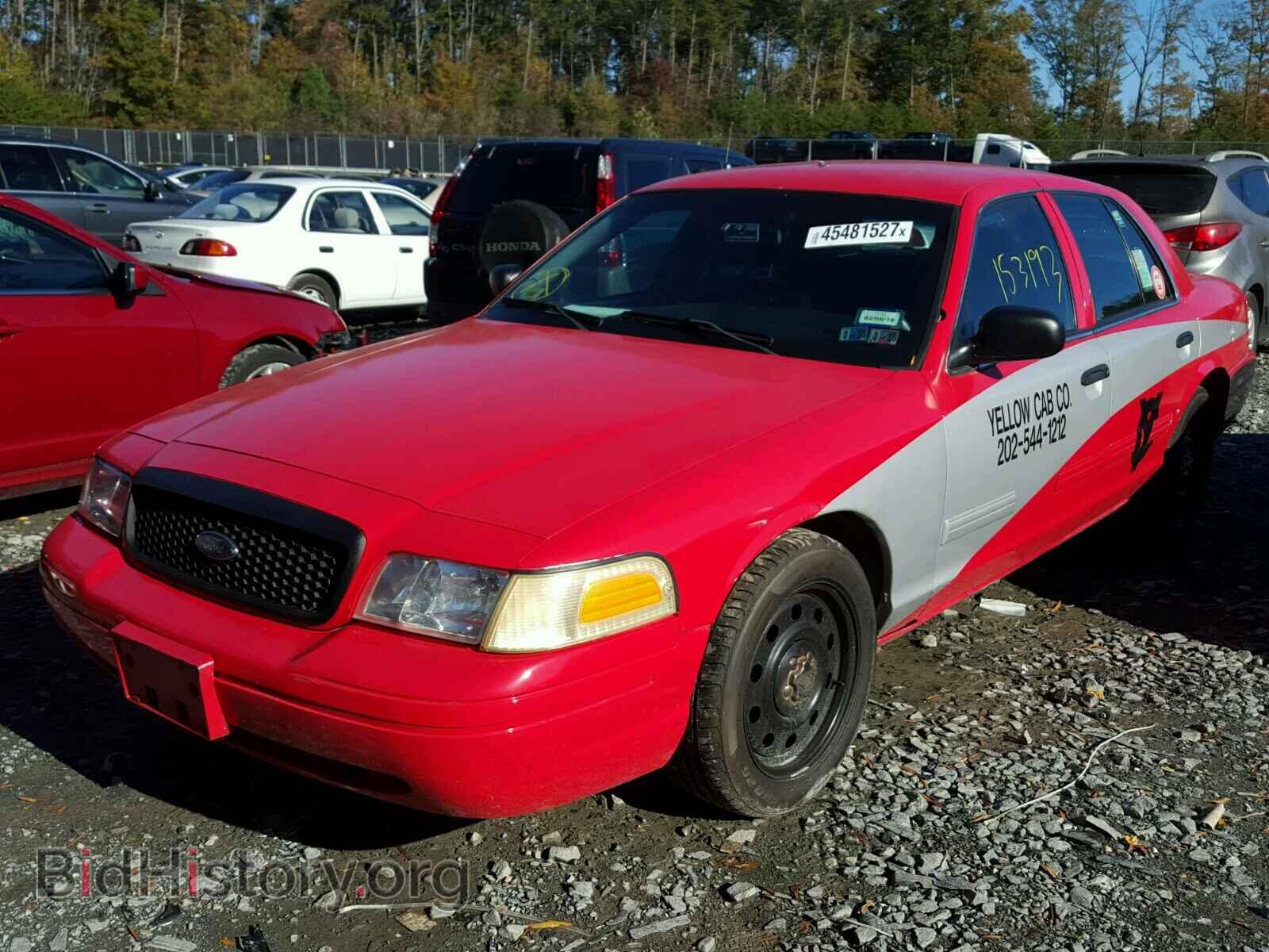 2011 FORD CROWN VIC - VIN: 2FABP7BV0BX149363 - Фото 2