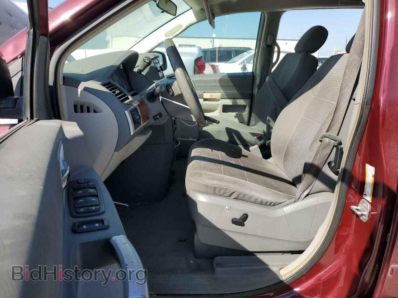 2008 CHRYSLER MINIVAN - VIN: 2A8HR54P68R800387 - Фото 7