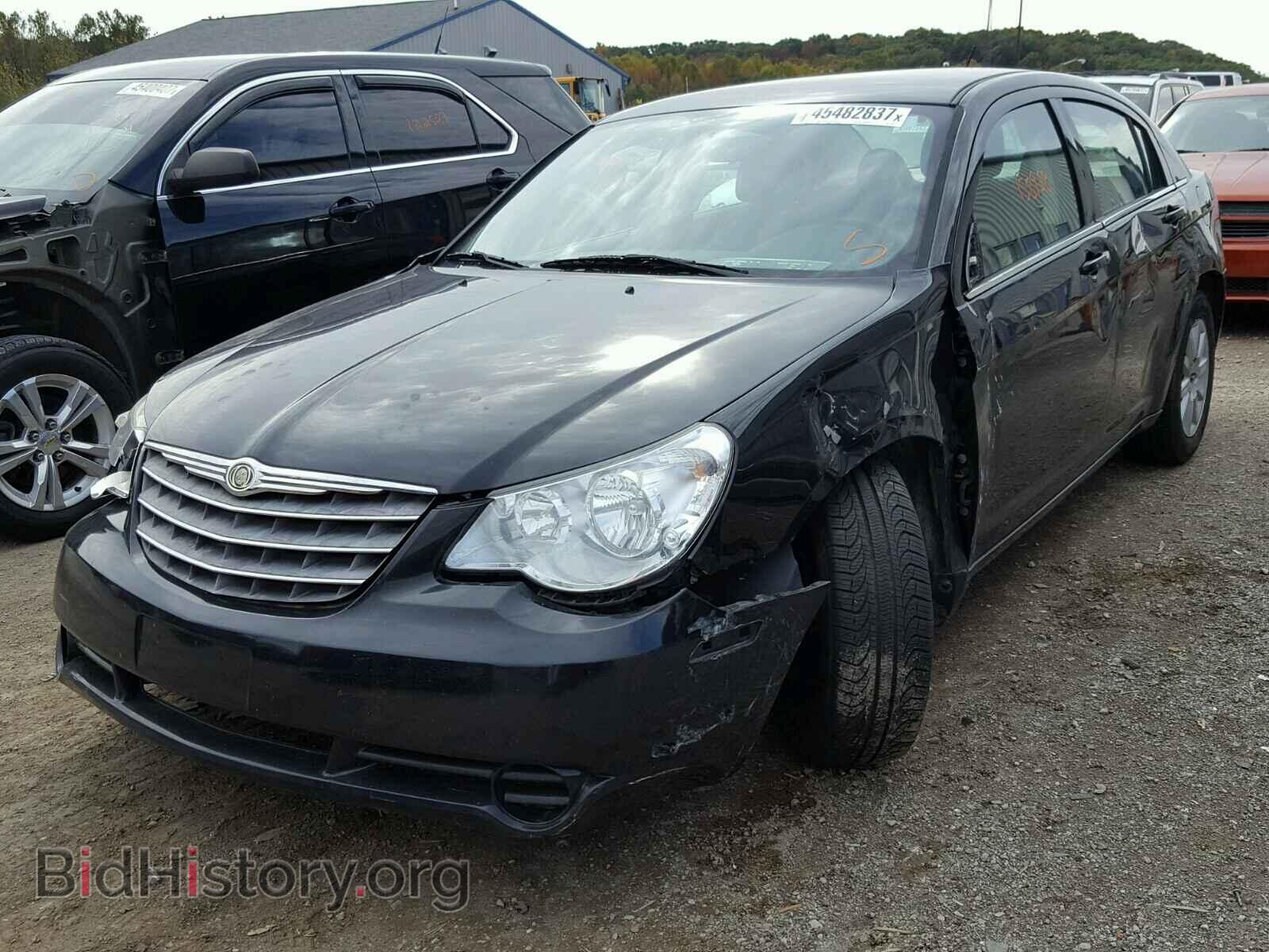 2010 CHRYSLER SEBRING - VIN: 1C3CC4FB7AN135232 - Фото 2