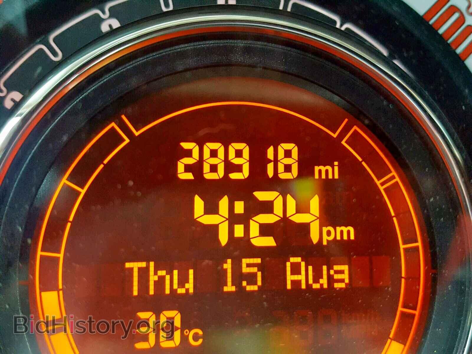 2015 FIAT 500 - VIN: 3C3CFFDR7FT514113 - Фото 8