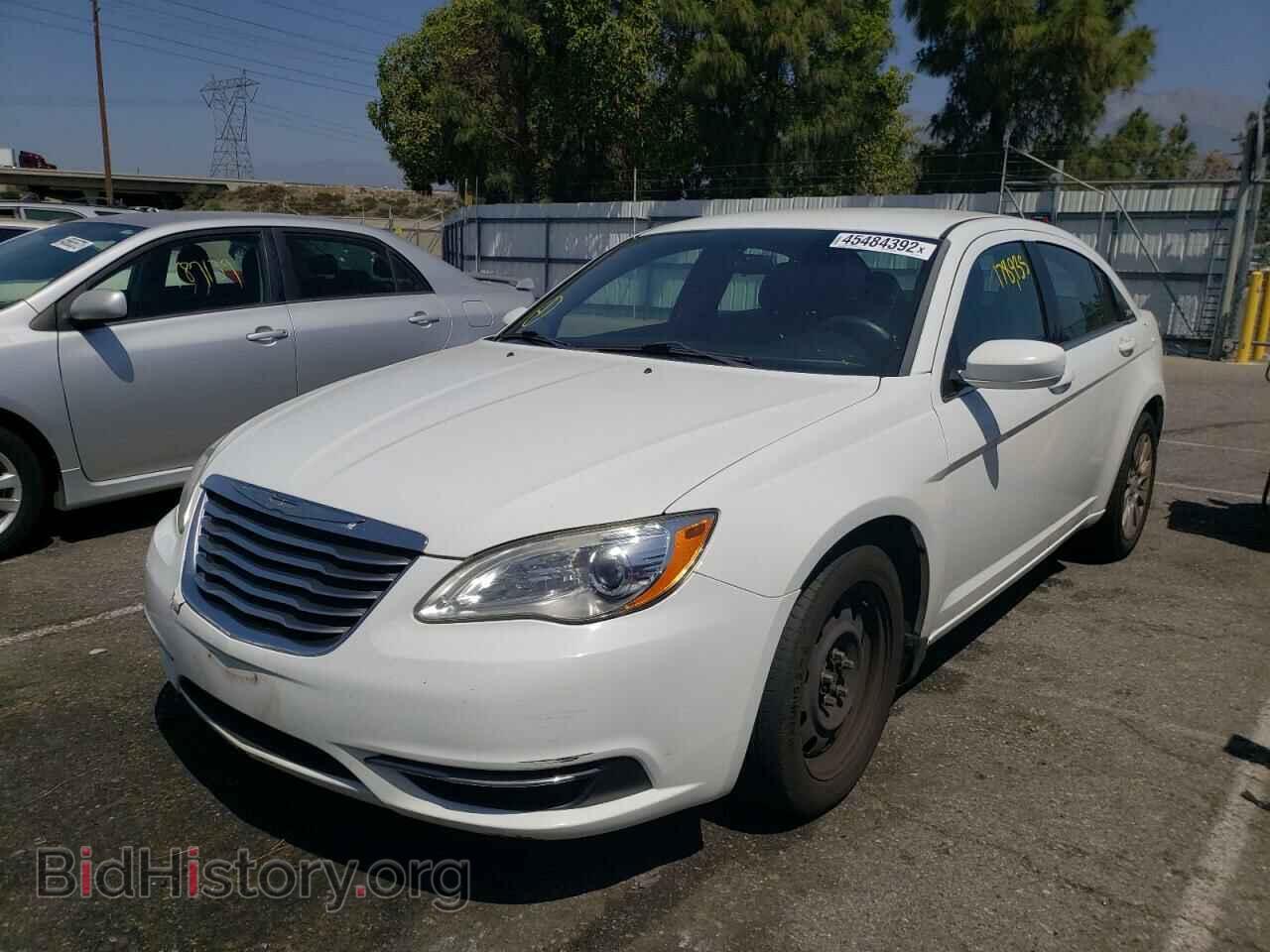 2012 CHRYSLER 200 - VIN: 1C3CCBAB5CN167322 - Фото 2