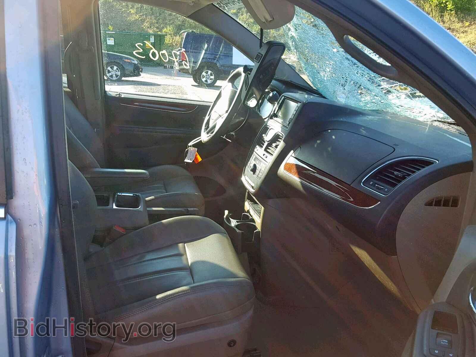 2013 CHRYSLER TOWN & COU - VIN: 2C4RC1BG3DR540775 - Фото 5