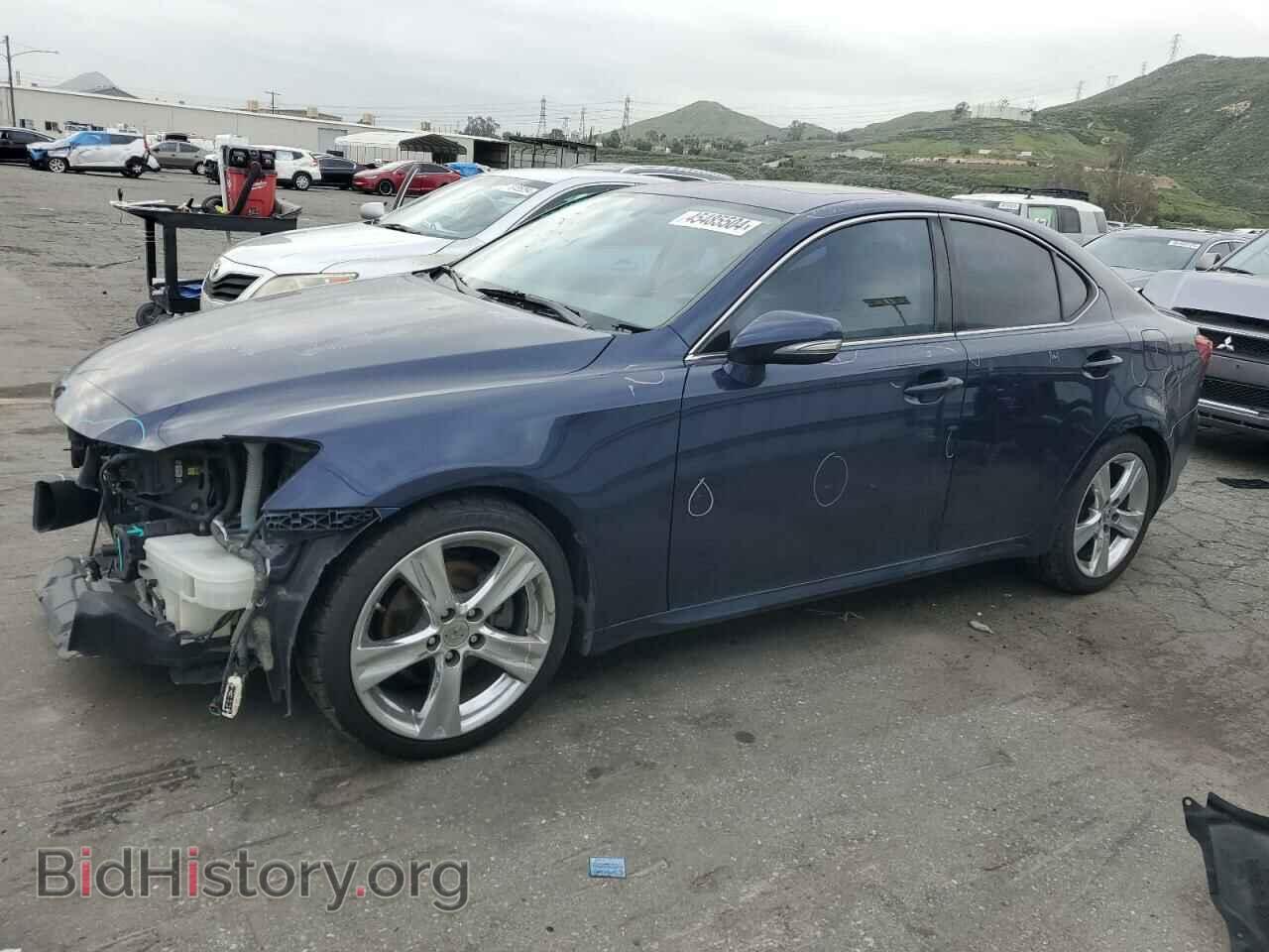 Photo JTHBF5C2XB5145665 - LEXUS IS 2011