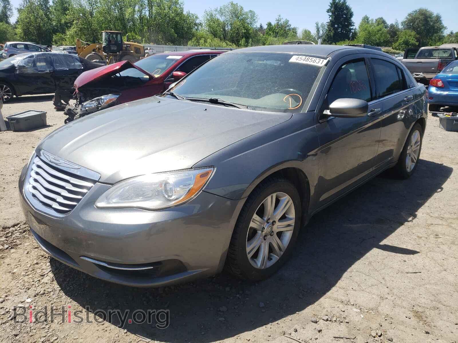 2012 CHRYSLER 200 - VIN: 1C3CCBBB4CN131832 - Фото 2