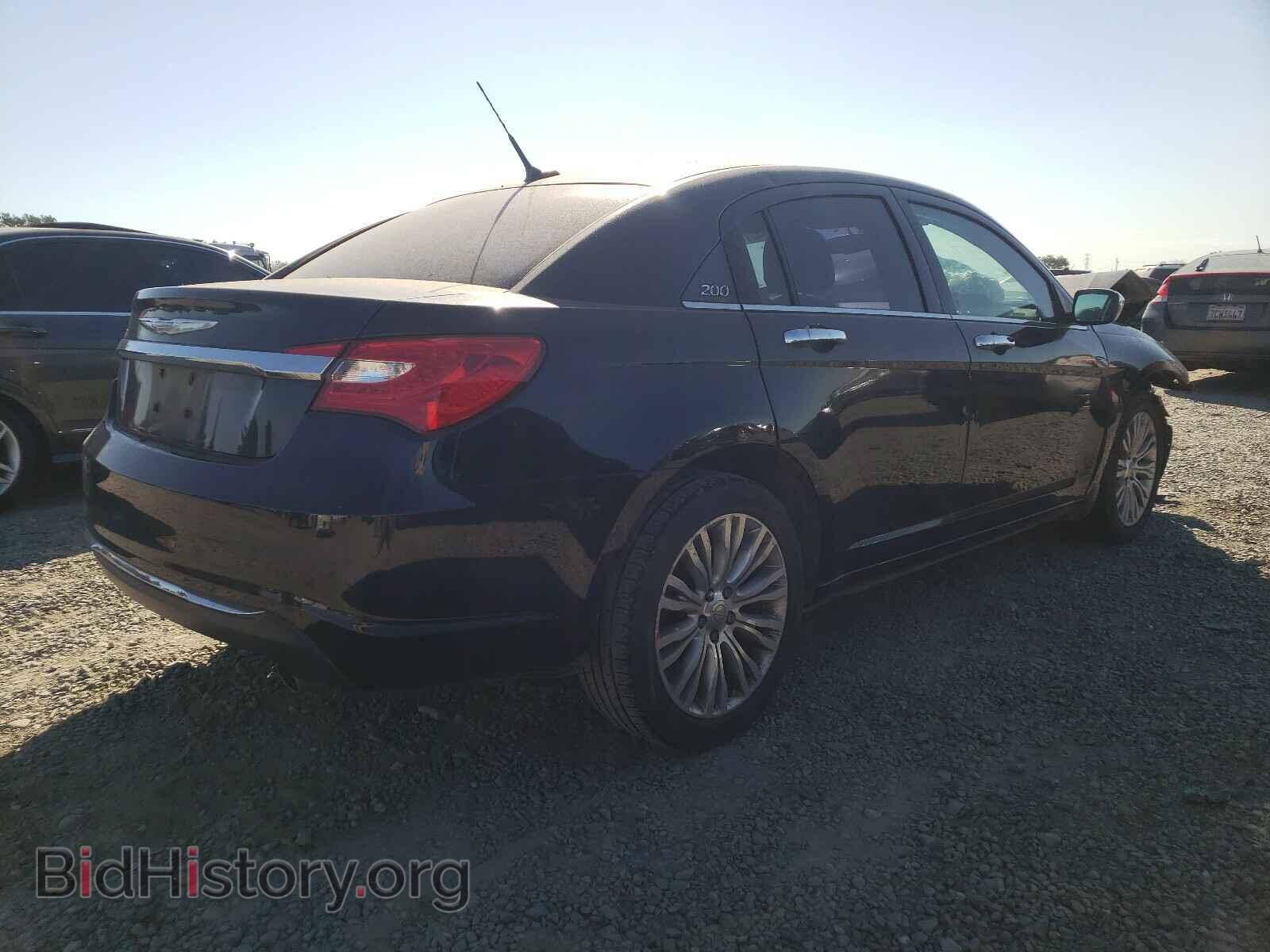 2011 CHRYSLER 200 - VIN: 1C3BC2FGXBN516716 - Фото 4