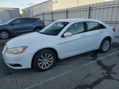 2012 Chrysler 200 Touring, белый — VIN 1C3CCBBB4CN131796, Copart