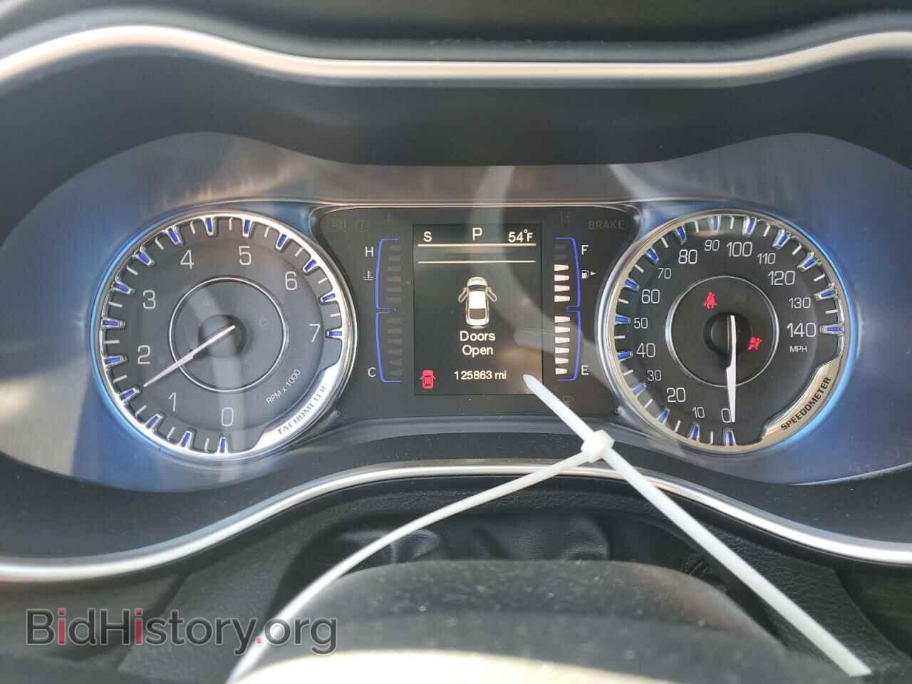 2015 CHRYSLER 200 - VIN: 1C3CCCAB6FN692934 - Фото 9