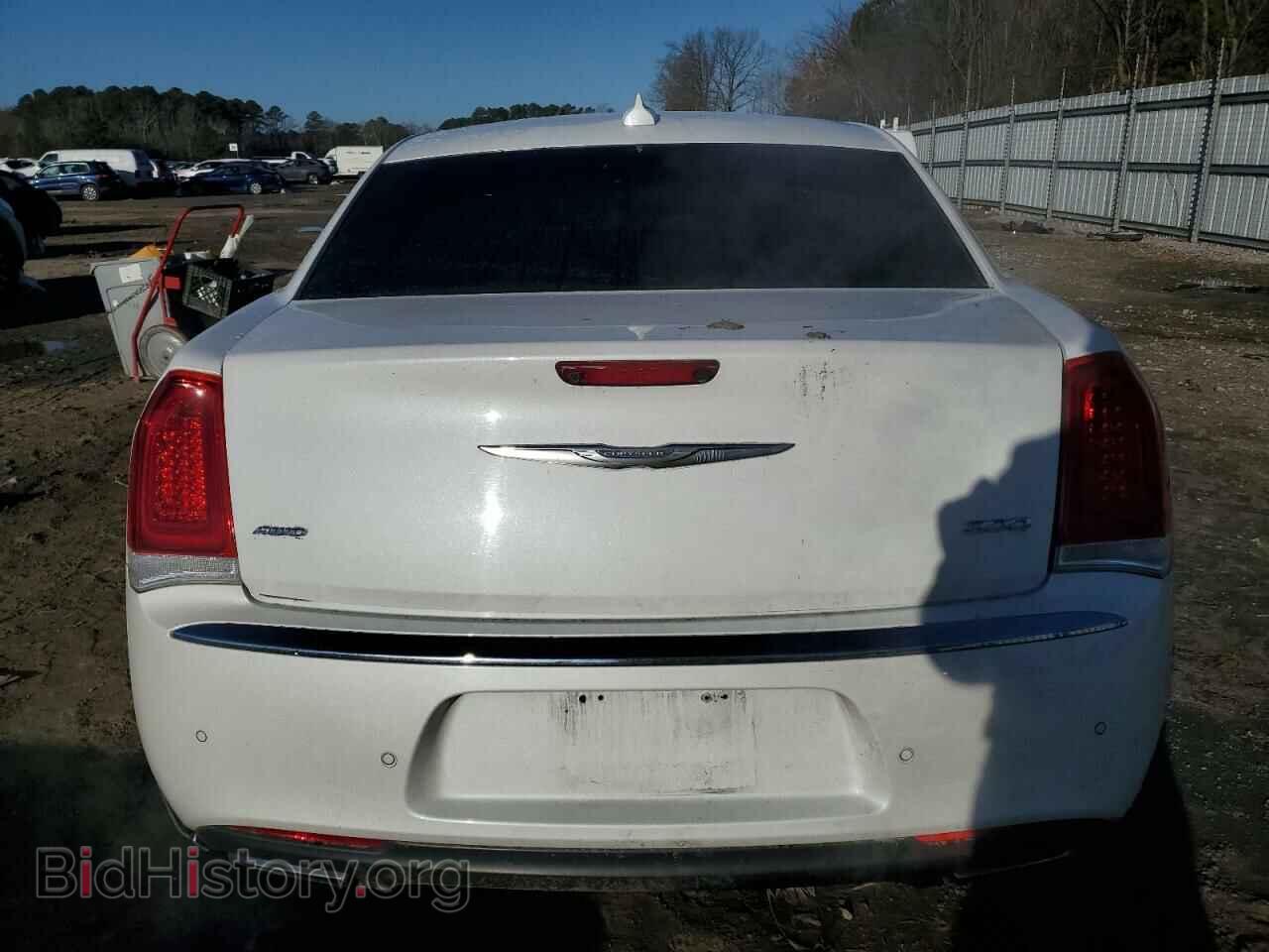 2016 CHRYSLER 300 - VIN: 2C3CCARG5GH230704 - Фото 6