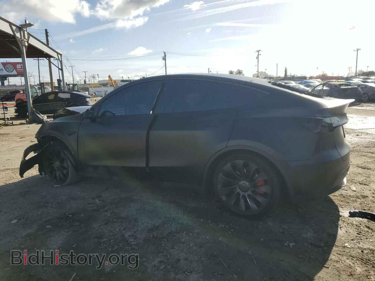 2024 TESLA MODEL Y - VIN: 7SAYGDEF2RF023249 - Photo 2