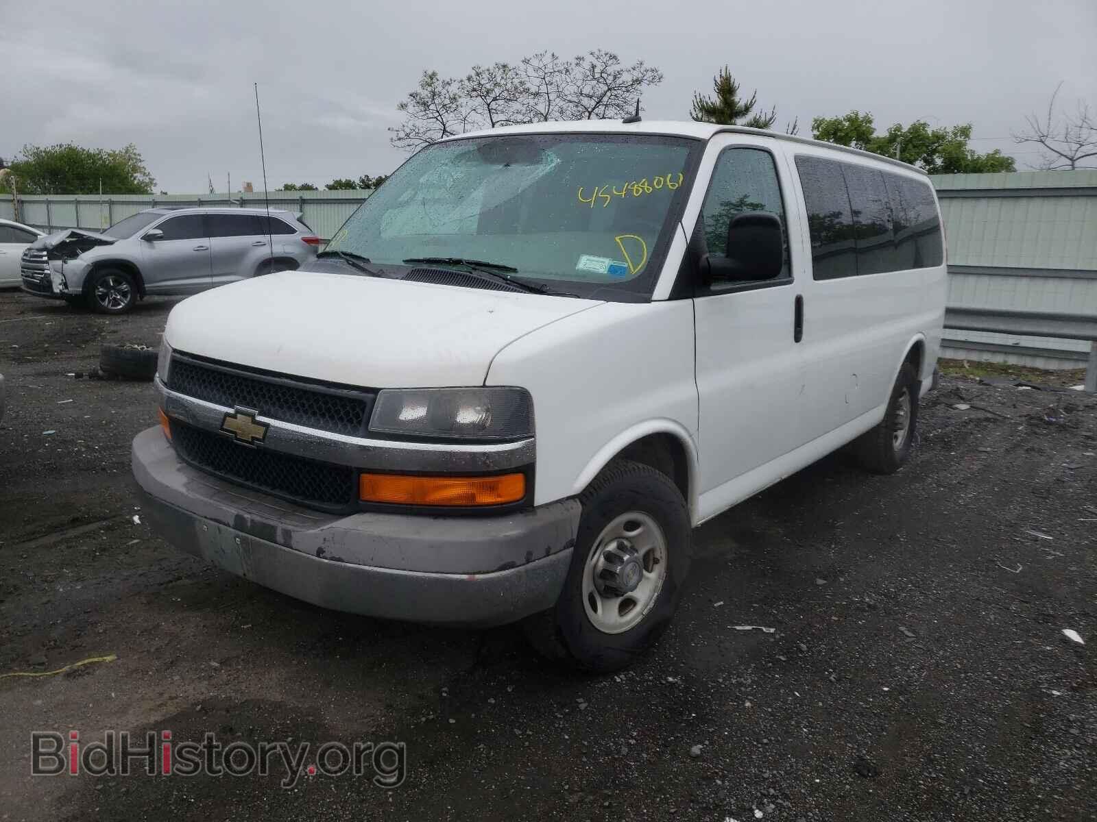 2012 CHEVROLET EXPRESS - VIN: 1GAWGRFG7C1185489 - Фото 2
