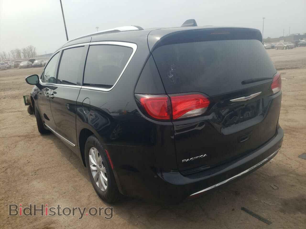 2018 CHRYSLER PACIFICA - VIN: 2C4RC1EG2JR289481 - Фото 3