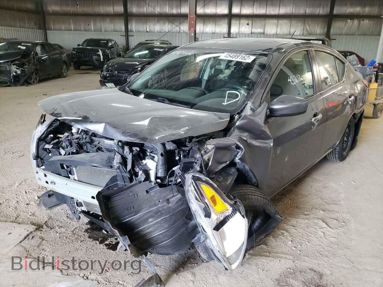 2019 NISSAN VERSA - VIN: 3N1CN7AP3KL879036 - Фото 2