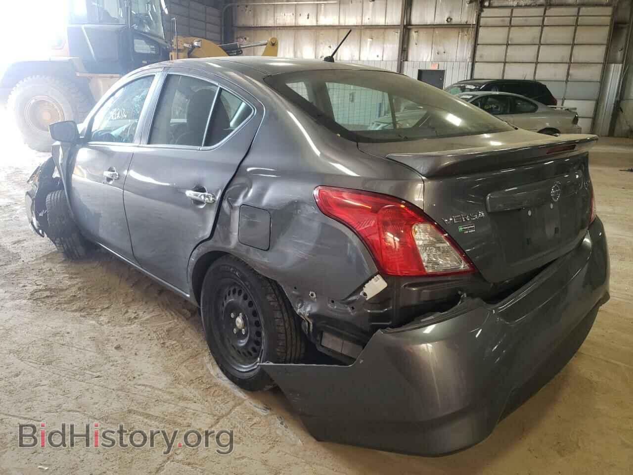 2019 NISSAN VERSA - VIN: 3N1CN7AP3KL879036 - Фото 3