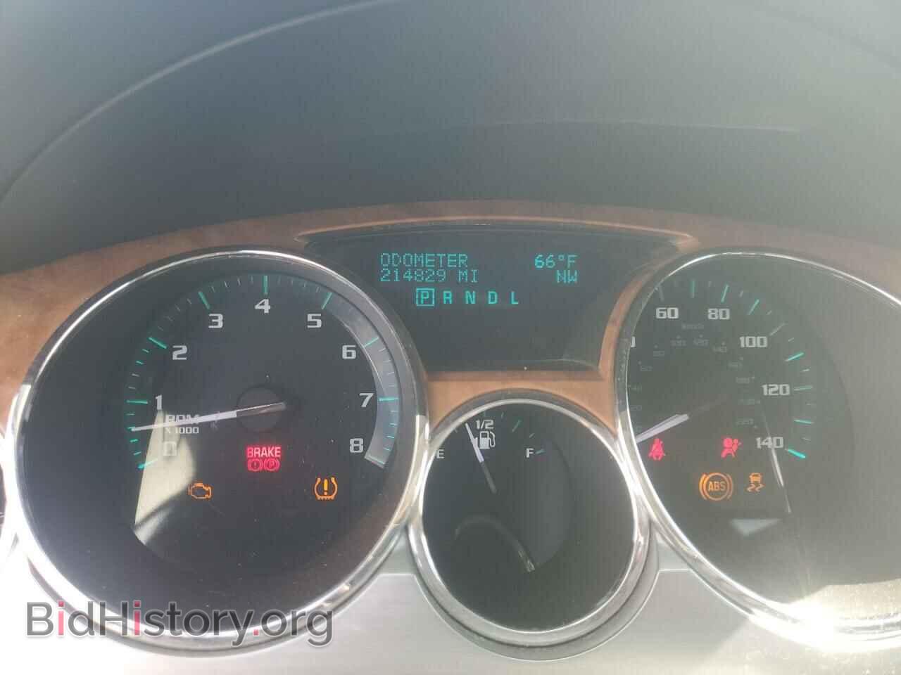 2011 BUICK ENCLAVE - VIN: 5GAKRAED3BJ134502 - Photo 9