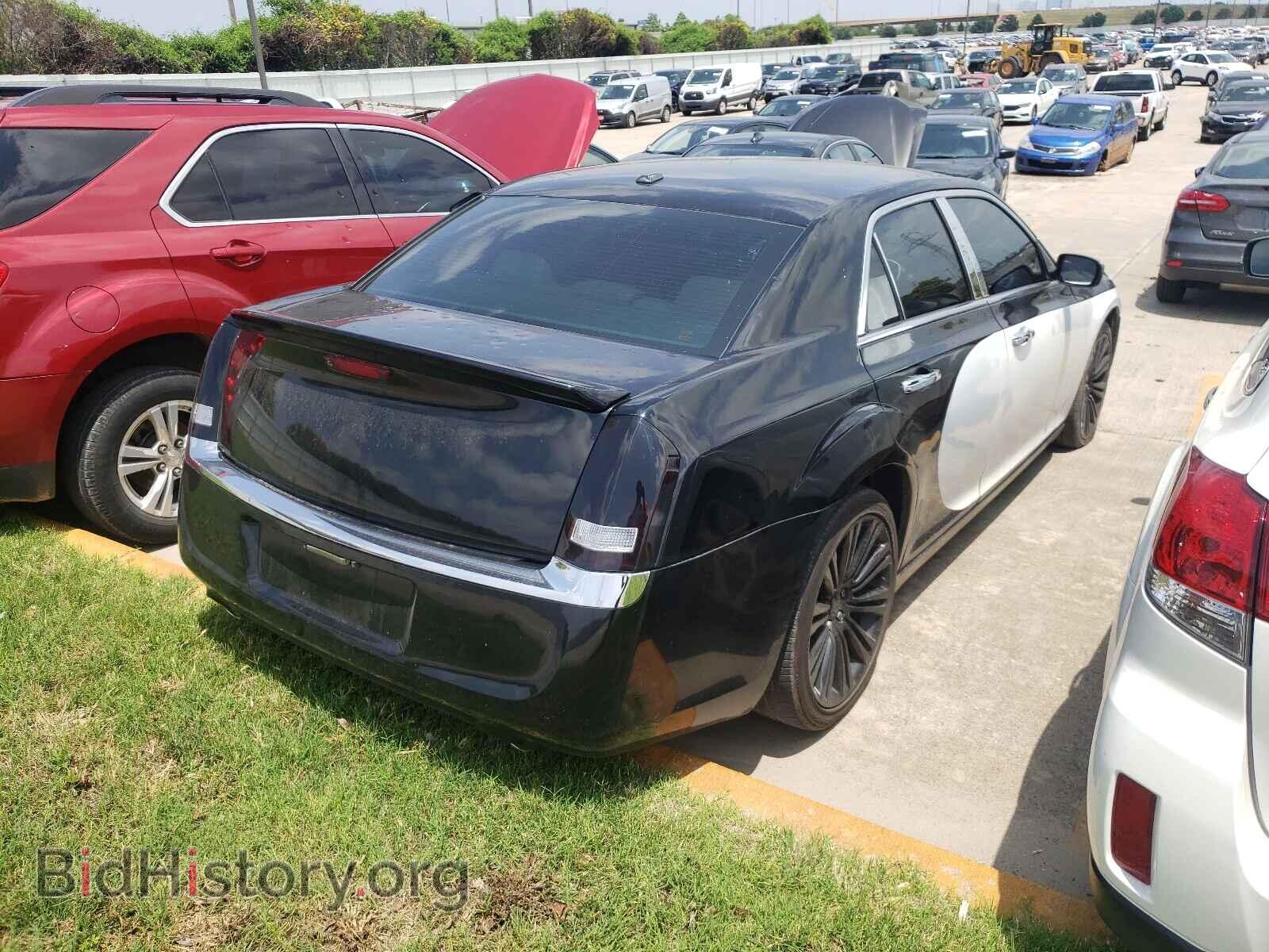 2012 CHRYSLER 300 - VIN: 2C3CCACG7CH200574 - Photo 4