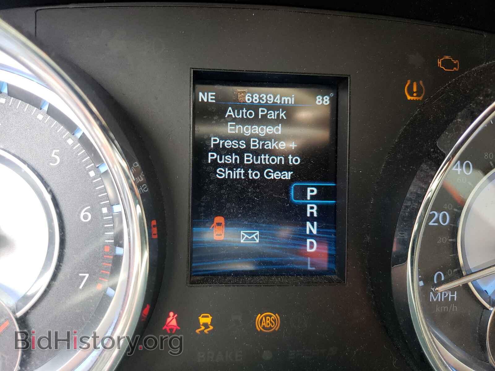 2012 CHRYSLER 300 - VIN: 2C3CCACG7CH200574 - Photo 8