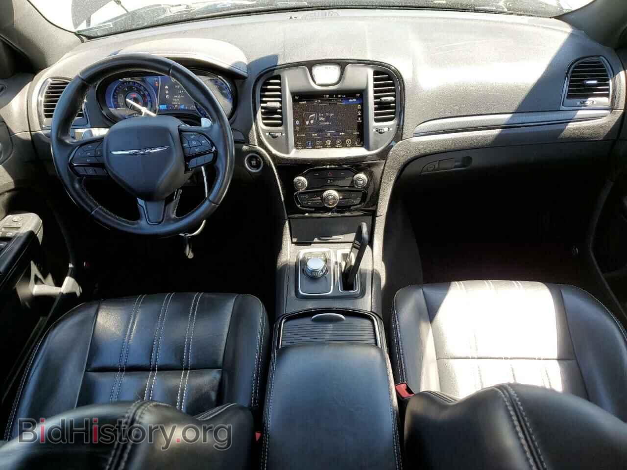 2016 CHRYSLER 300 - VIN: 2C3CCAGG2GH182825 - Photo 8