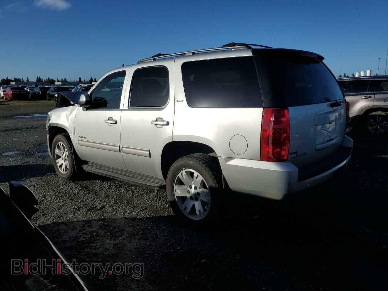 2011 GMC YUKON - VIN: 1GKS2CE05BR348098 - Фото 2