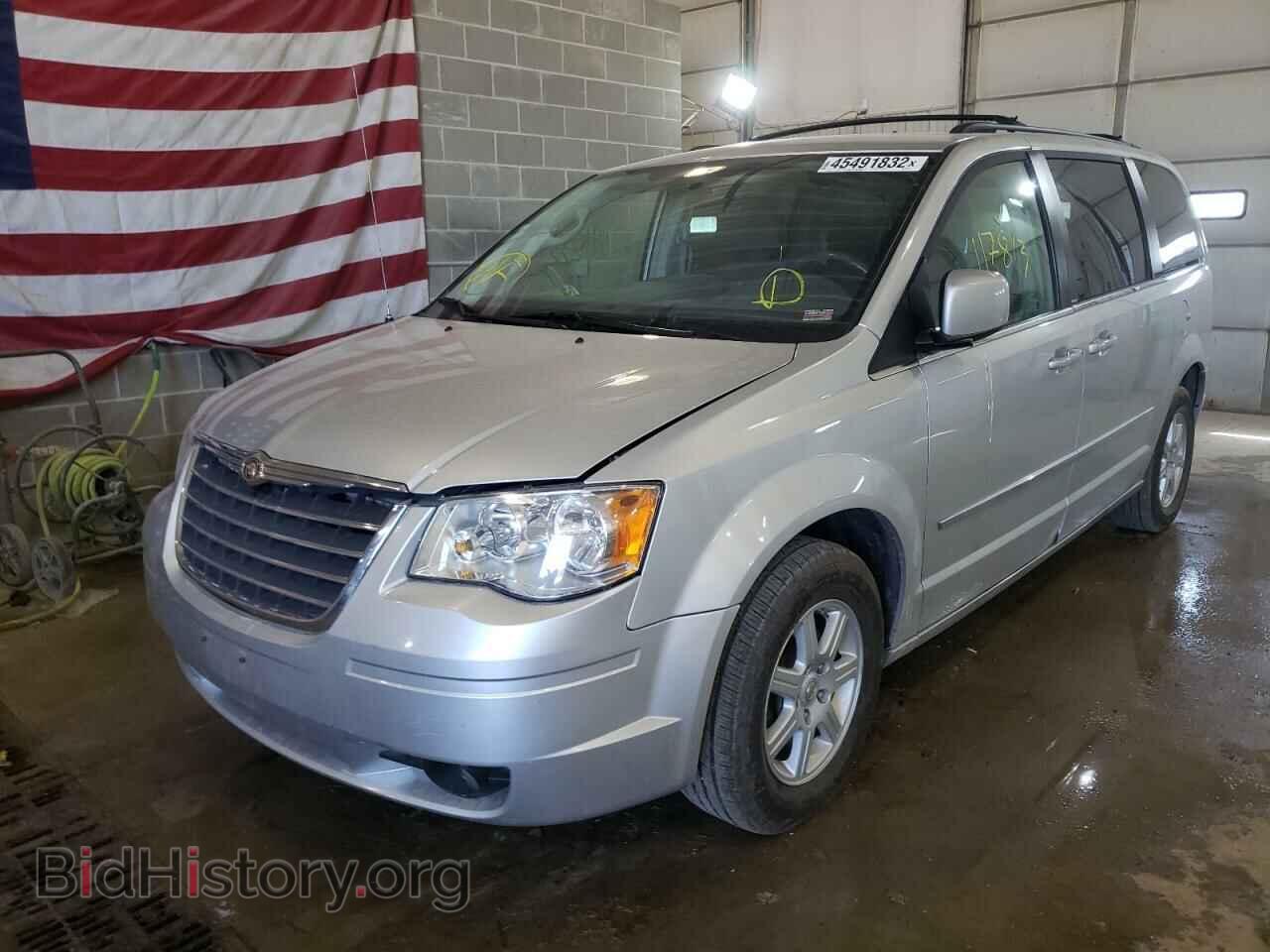 2010 CHRYSLER MINIVAN - VIN: 2A4RR5DX2AR405876 - Фото 2