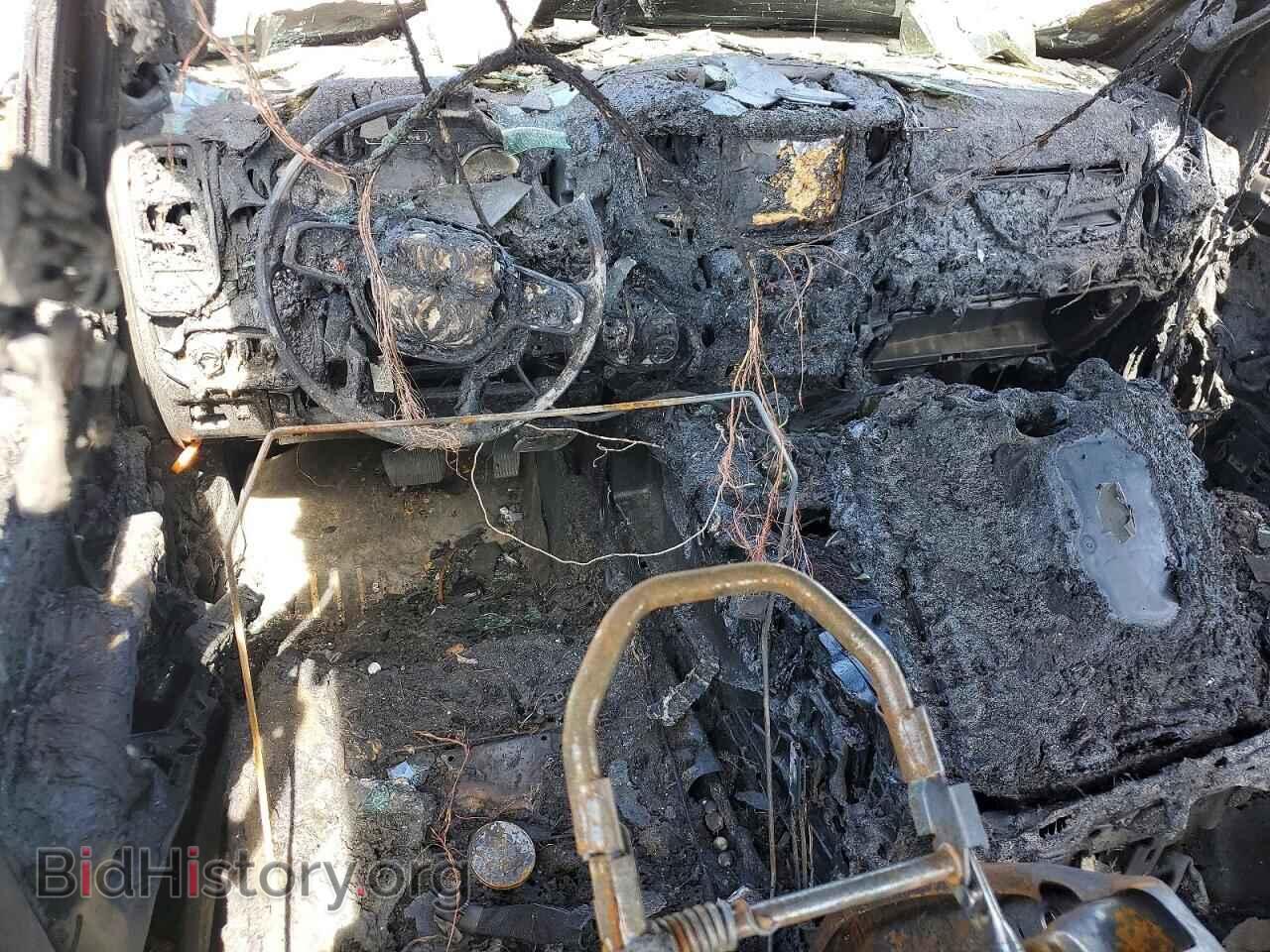 2019 RAM 1500 - VIN: 1C6SRFFT8KN717861 - Фото 8