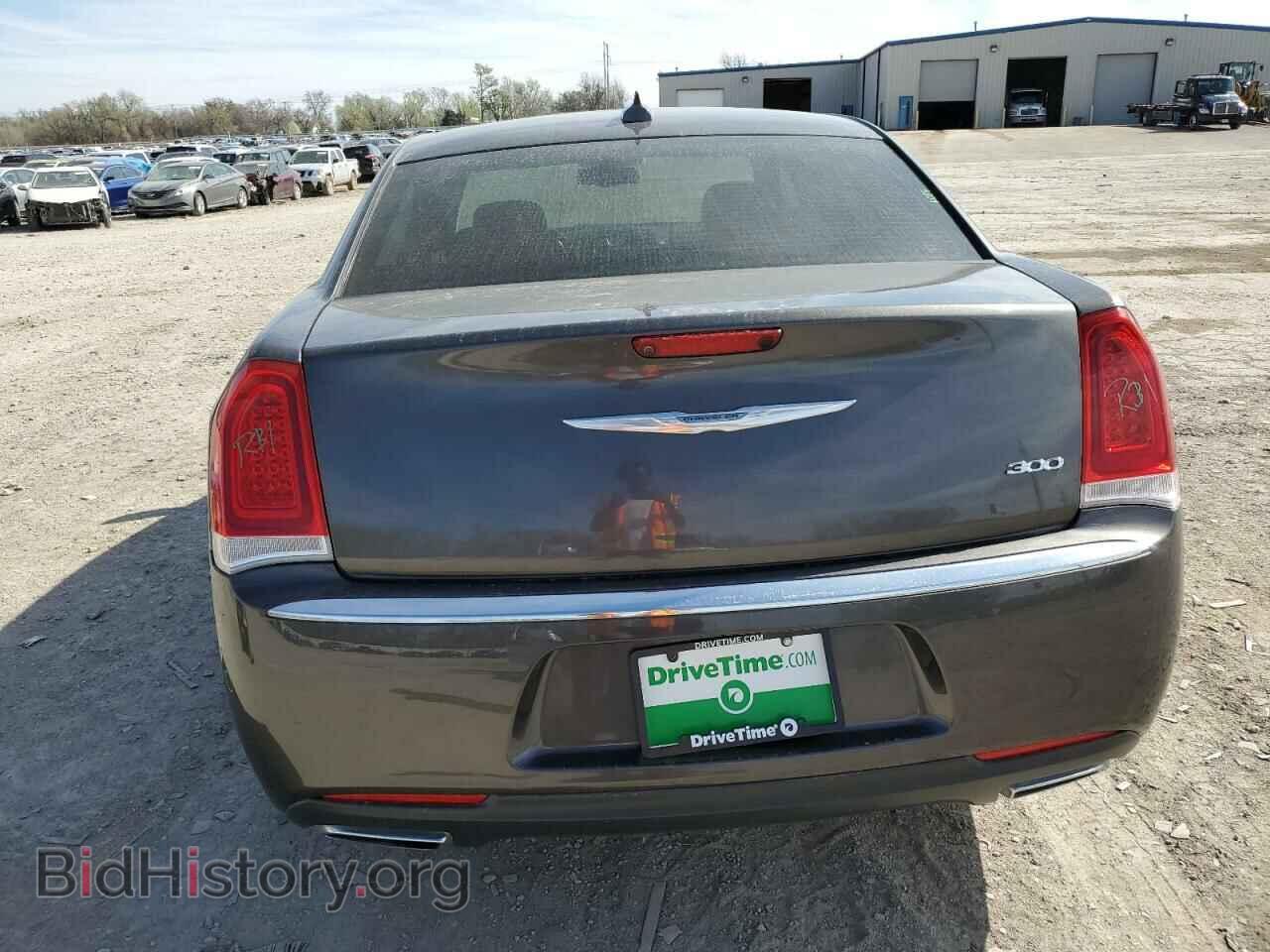 2017 CHRYSLER 300 - VIN: 2C3CCAAG1HH577394 - Фото 6