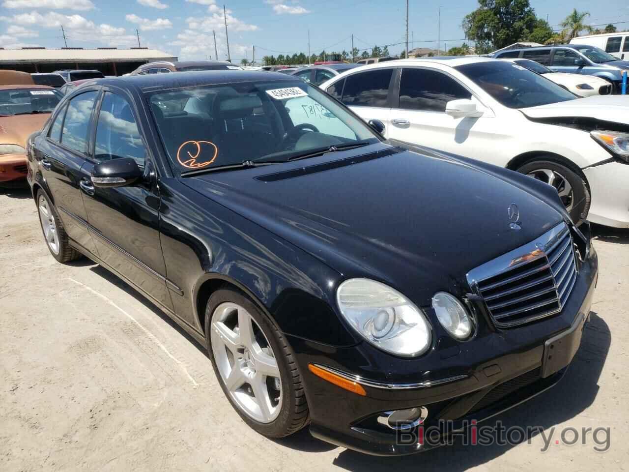 Photo WDBUF56X69B370807 - MERCEDES-BENZ E-CLASS 2009