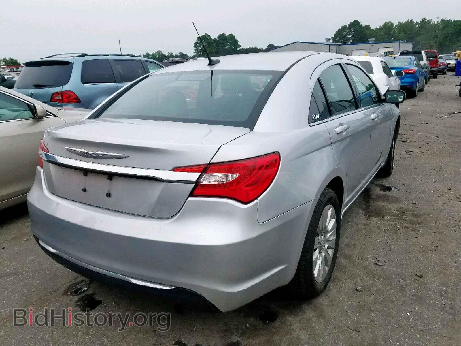 2011 CHRYSLER 200 - VIN: 1C3BC4FB6BN522528 - Фото 4