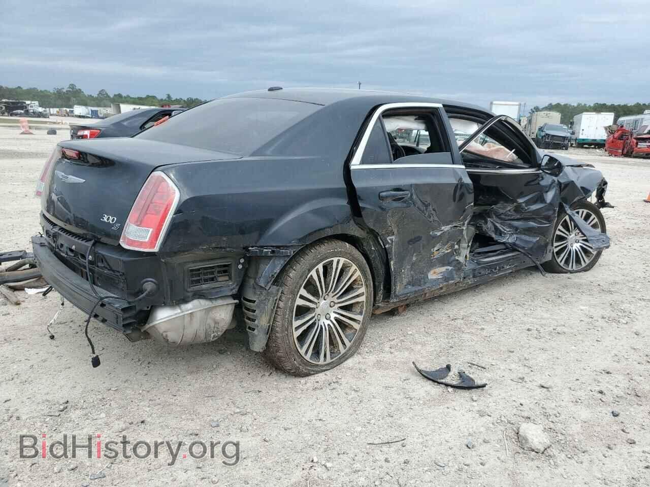 2013 CHRYSLER 300 - VIN: 2C3CCABG8DH658966 - Фото 3