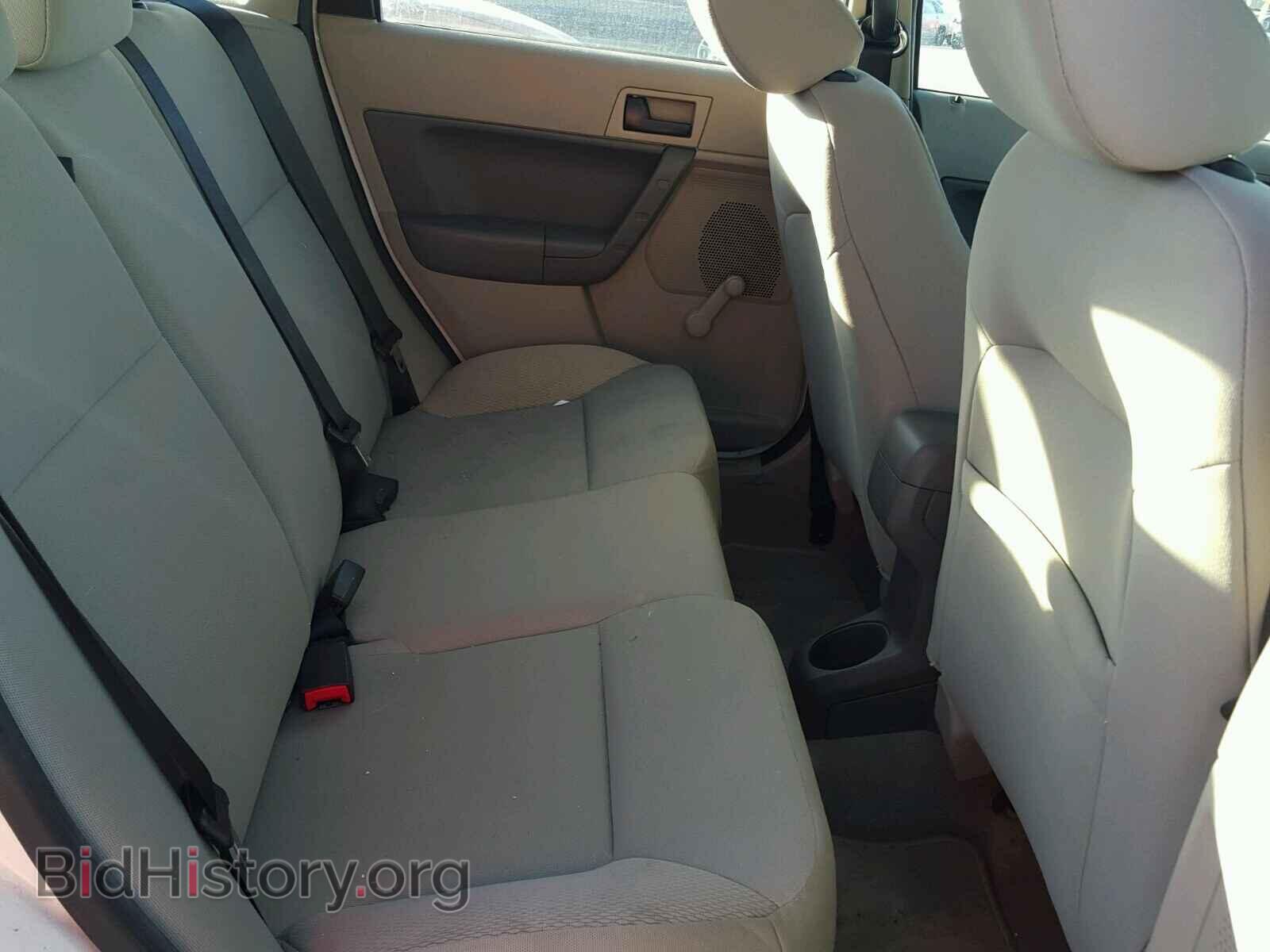 2010 FORD FOCUS - VIN: 1FAHP3EN7AW288768 - Photo 6