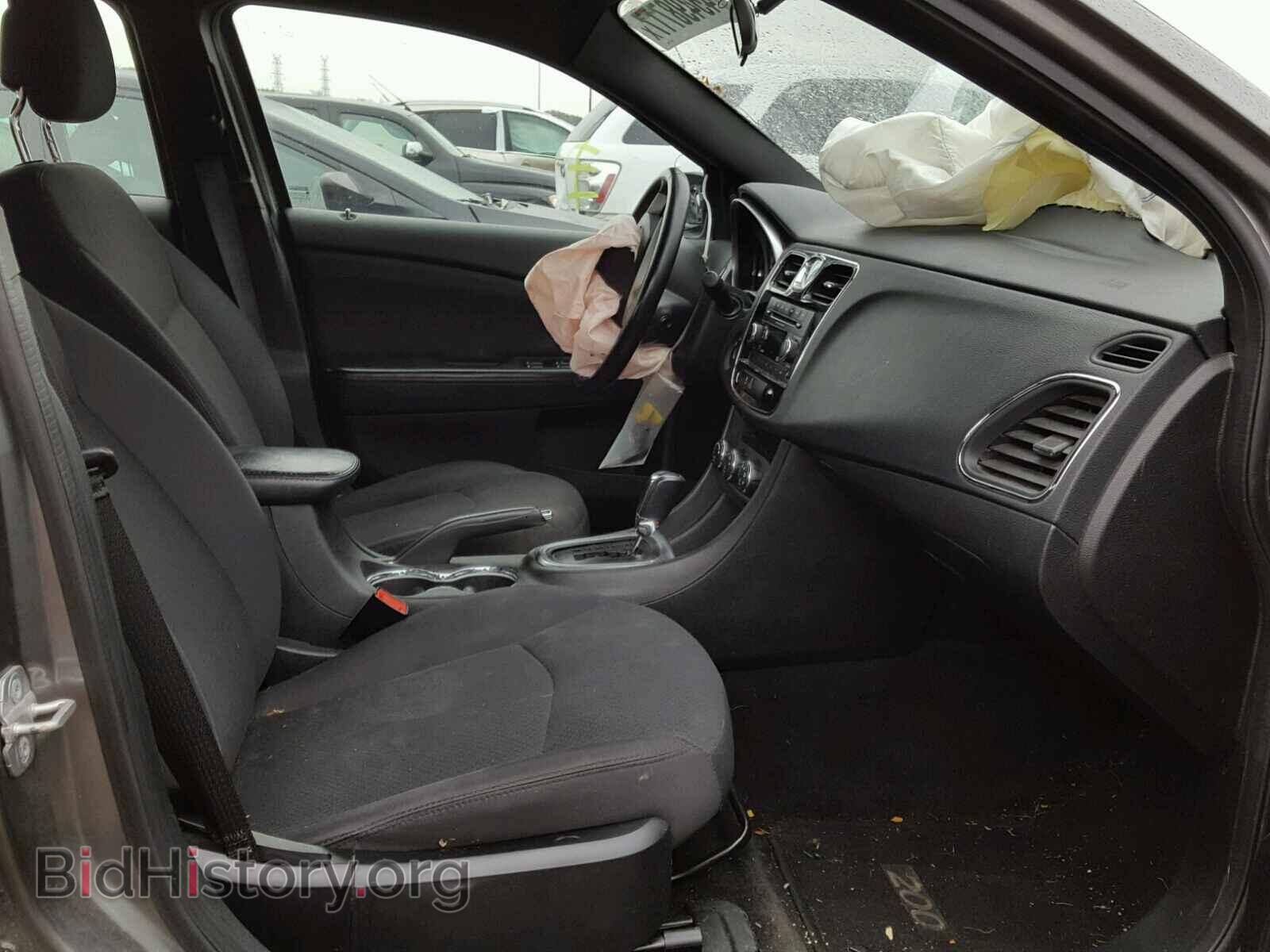 2012 CHRYSLER 200 - VIN: 1C3CCBBG5CN250632 - Фото 5