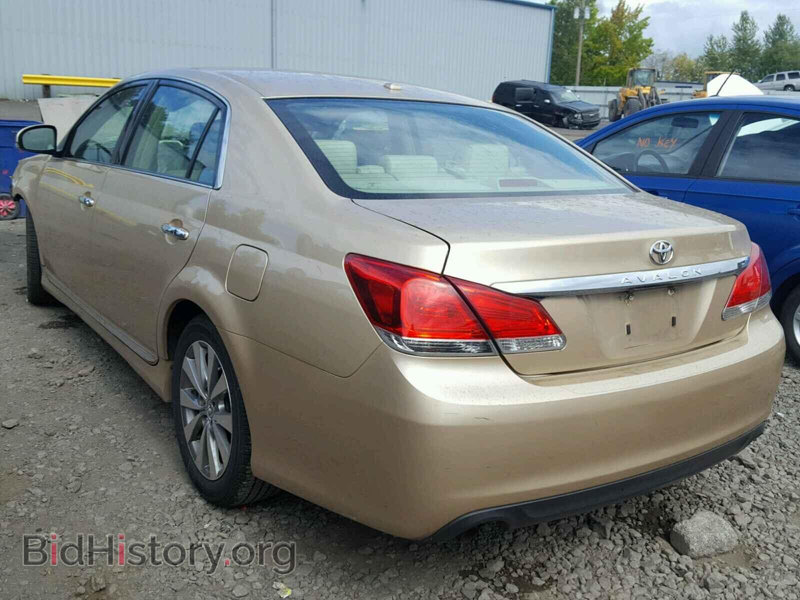 2011 TOYOTA AVALON - VIN: 4T1BK3DB9BU414739 - Фото 3