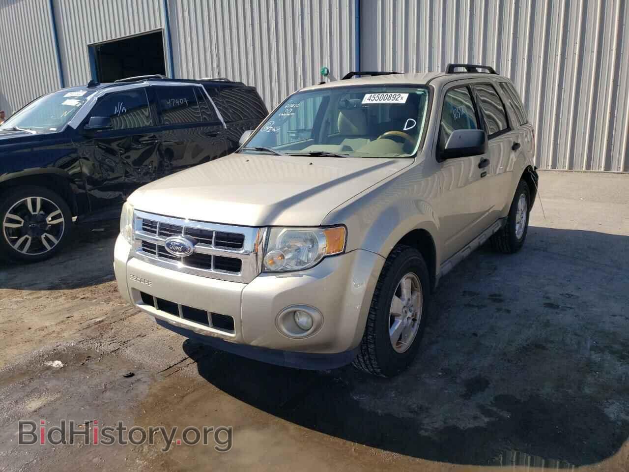2011 FORD ESCAPE - VIN: 1FMCU0DG9BKB65928 - Фото 2