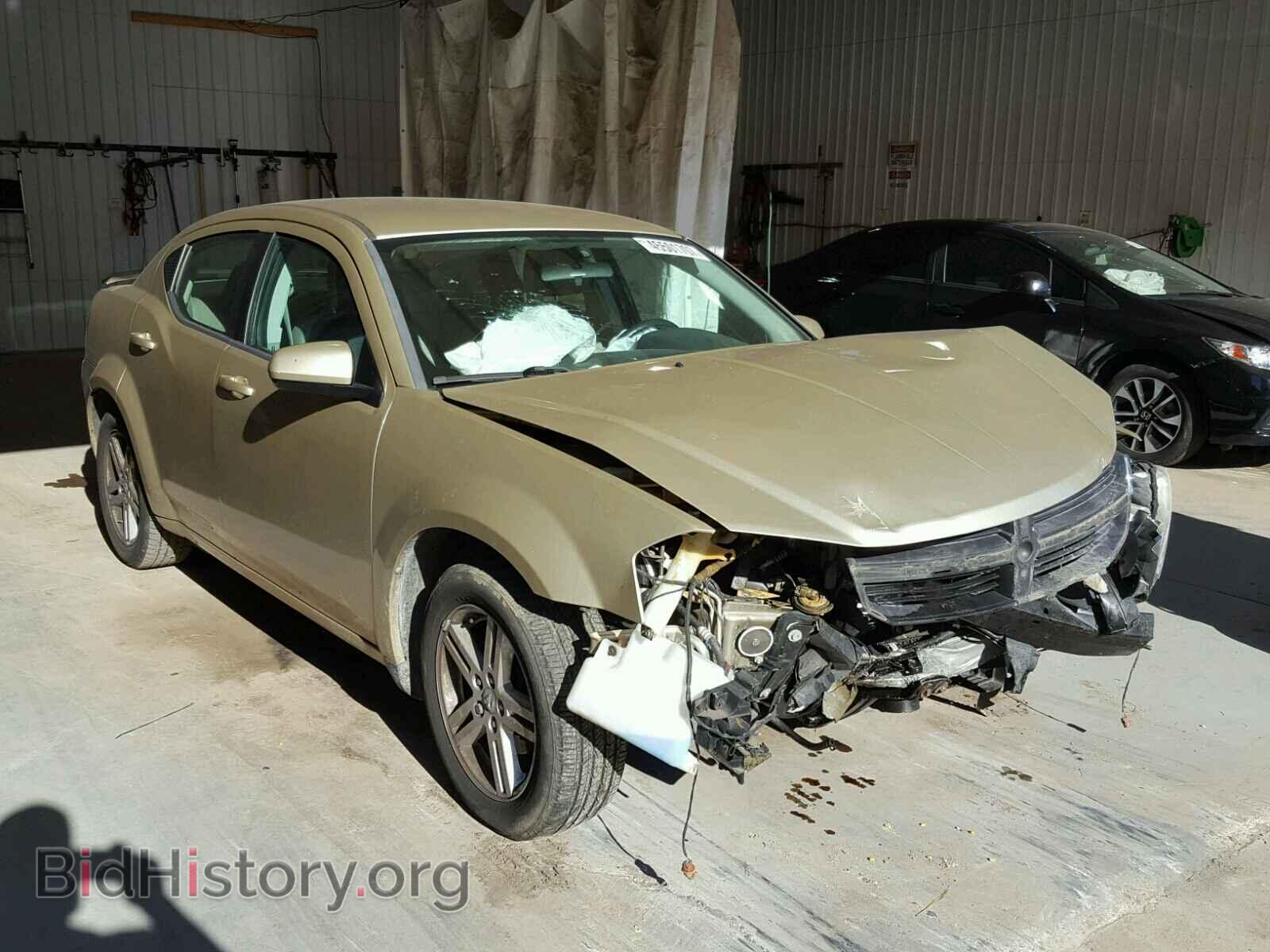 Фотография 1B3CC5FB9AN111436 - DODGE AVENGER 2010