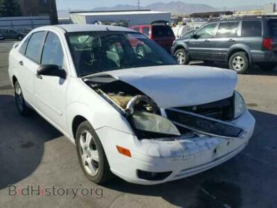 2007 Ford FOCUS, white — VIN 1FAHP34NX7W338427, Copart